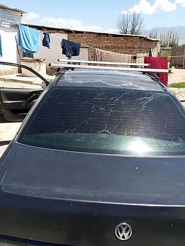 transporter multivan: Volkswagen Passat: 1990 г., Механика, Седан — 2