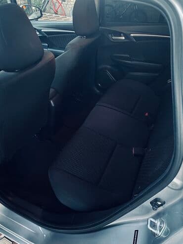 автомобили для инвалидов с ручным управлением: Honda Fit: 2019 г., 1.5 л, Автомат, Бензиновая, Хэтчбэк — 10