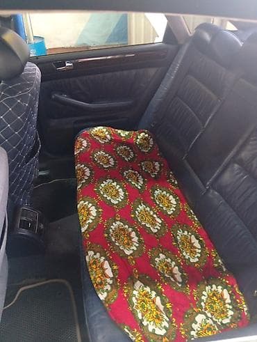эмблема ауди: Audi A6: 1997 г., Автомат, Бензин, Седан — 5