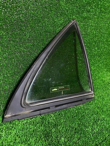 брендовые оригинальные часы: Заднее правое Toyota, 2005 г., Б/у, Оригинал — 1