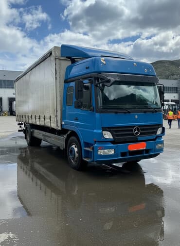 Mercedes-Benz : 2009 г., 6.4 л, Механика, Дизель