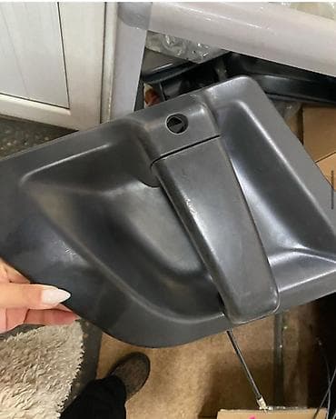 Кабиналар: Арткы сол эшиктин туткасы Эшиктин туткасы XCMG lalafo.kg да — 1 Кабиналар: Арткы сол эшиктин туткасы Эшиктин туткасы XCMG — 1