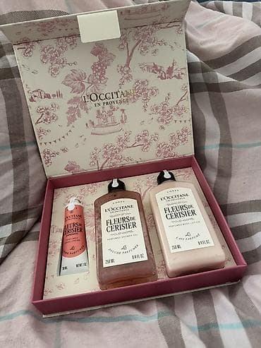 Подарочный набор L’Occitane en Provence Fleurs de Cerisier (Вишнёвый