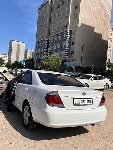 Toyota Camry: 2003 г., 2.4 л, Автомат, Бензин, Седан — 2