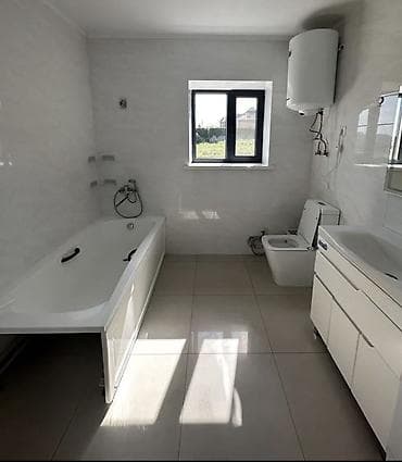 6 соток: 200 м², 6 комнат — 8