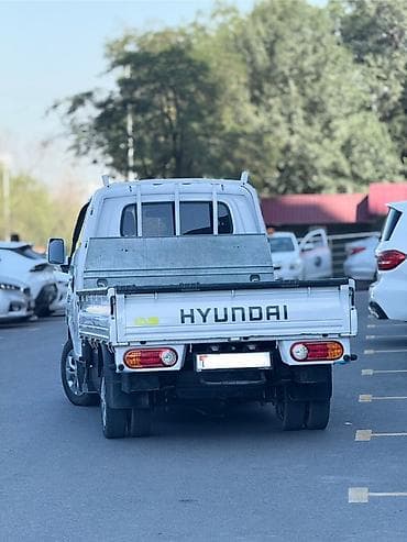 b class: Срочно❗️❗️❗️ Продаю свежепригнанный, на КР номерах Hyundai Porter 2 в — 4