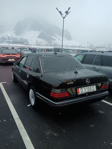 204 мерс: Mercedes-Benz W124: 1987 г., 2.3 л, Механика, Дизель, Седан — 4