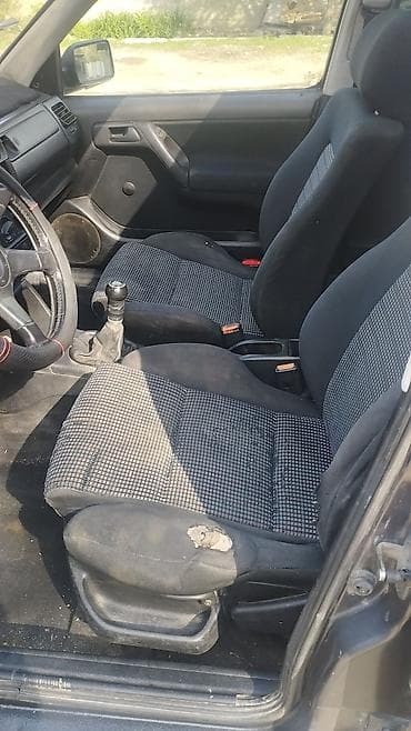 saka diska: Volkswagen Vento: 1992 г., Ручные, Бензин, Седан — 4