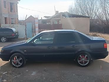 авто лейлек: Volkswagen Passat: 1994 г., Кол менен иштөөчү, Бензин, Седан — 5