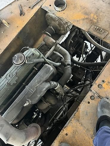 обо метан: Экскаватор, Komatsu, Гусеничный — 8