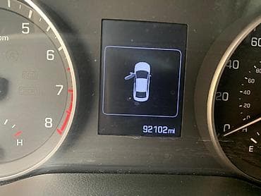 mersedes bens 210: Hyundai Elantra: 2018 г., 2 л, Бензин, Седан — 10