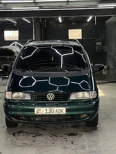 дн 8 салон: Volkswagen Sharan: 1996 г., 1.8 л, Механика, Бензин, Минивэн — 1