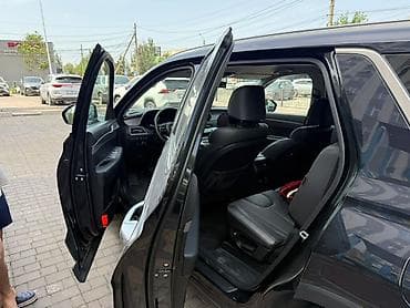 посадка авто: Hyundai Palisade: 2021 г., Кроссовер — 3