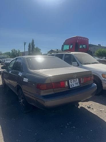 lexus 350 es 2021: Toyota Camry: 1999 г., 2.2 л, Автомат, Бензин, Седан — 3