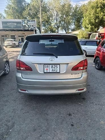 Toyota Ipsum: 2003 г., 2.4 л, Автомат, Бензин, Минивэн