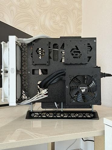 Компьютеры, ноутбуки и планшеты: Компьютер, ядер - 12, ОЗУ 16 ГБ, Игровой, Б/у, Intel Core i5, NVIDIA GeForce GTX 1070, NVMe — 3