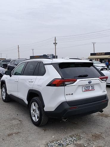 4wd: Toyota RAV4: 2021 г., 2.5 л, Гибрид — 6