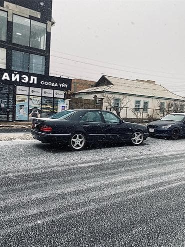 араб авто: Mercedes-Benz E-Class: 1998 г., 4.3 л, Автомат, Бензин, Седан — 4