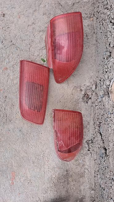 Отражатель Mazda 2003 г., Оригинал