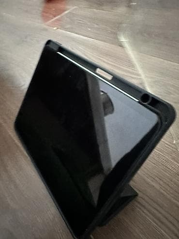 Планшеты: Планшет, Apple, память 64 ГБ, 10" - 11", Wi-Fi, Б/у, Классический цвет - Зеленый — 5