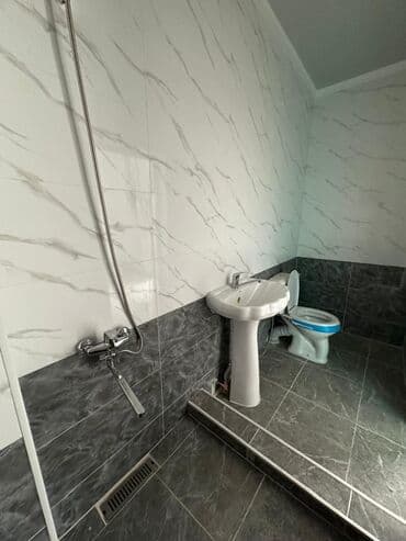 дом куплю бишкек: Үй, 4 кв. м, 6 бөлмө, Менчик ээси — 5
