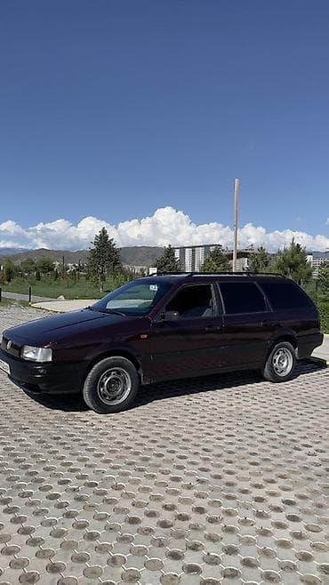 8: Volkswagen Passat Variant: 1993 г., 1.8 л, Ручные, Бензин, Универсал — 3