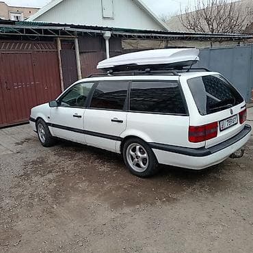 b class: Volkswagen Passat Variant: 1994 г., 1.8 л, Ручные, Бензин, Универсал — 2