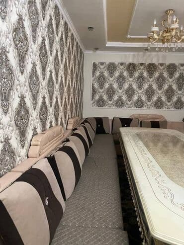 Угловой диван, C подушками