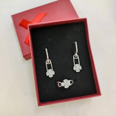 свадебные наборы ручной: Комплект Цветок Серебро 925 пробы Есть доставка по городу и регионы — 1