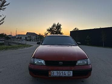 Унаа сатуу: Toyota Carina: 1996 г., 1.6 л, Кол менен иштөөчү, Бензин, Седан — 3