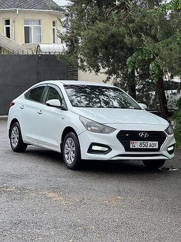 Hyundai Solaris: 2017 г., 1.6 л, Автомат, Бензин, Седан — 4