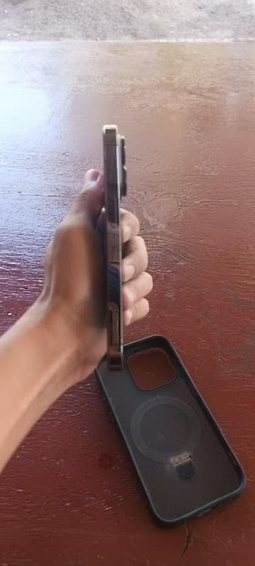 Техника и электроника: IPhone 14 Pro, Б/у, 256 ГБ, Deep Purple, Чехол, 100 % — 3