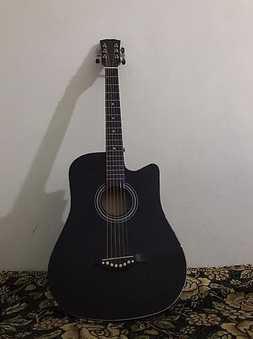 Гитары: Акустическая гитара с вырезом (cutaway), 6 струн, классический корпус — 2