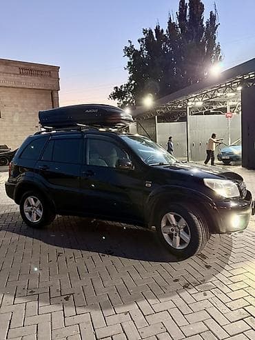 4runner 2004: Toyota RAV4: 2005 г., 2 л, Автомат, Бензин, Кроссовер — 1