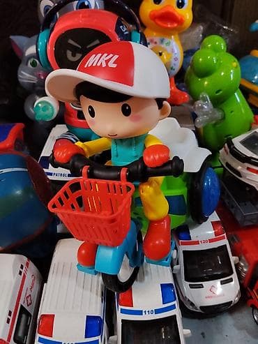 Игрушки: Игрушка «Мальчик на трёхколёсном скутере» - Яркая фигурка мальчика в — 2