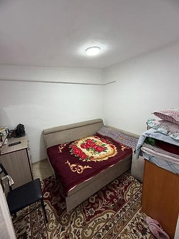 капсула дом: 🏡 **Продаётся дом с участком в Ак-Ордо-1!** 📍 Район: Ак-Ордо-1 📐 — 9