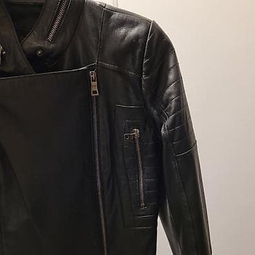 коженые куртки: Кожаная куртка Турция размер S Продаю за 9тыс. имеются два замка — 2