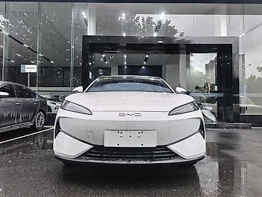 camry 2020: BYD E9: 2026 г., 1.5 л, Автомат, Электромобиль, Седан — 1