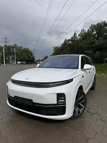 степ эреф 1: Lixiang L7: 2023 г., 1.5 л, Автомат, Гибрид, Кроссовер — 3