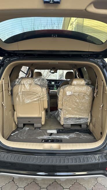 Kia Carnival: 2019 г., 2.2 л, Автомат, Дизель, Минивэн