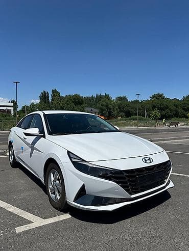 Hyundai Avante: 2021 г., 1.6 л, Автомат, Газ, Седан
