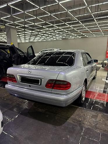 volvo daf: Mercedes-Benz E-Class: 1999 г., 3.2 л, Типтроник, Бензин, Седан — 2