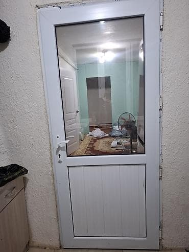 Пластиковая дверь, Б/у, Со стеклом, Турецкая — 2