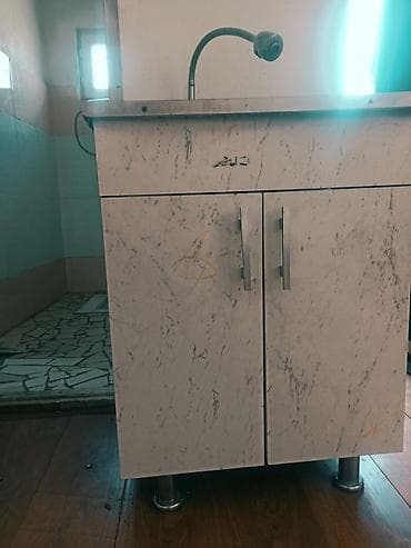 Недвижимость: Однокомнатное помещение с отдельным санузлом Описание: - Светлая — 6