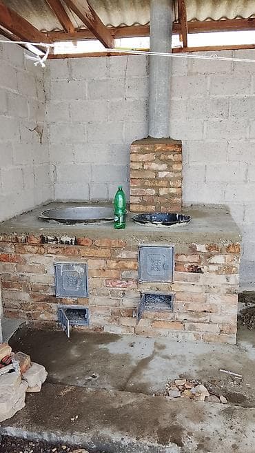 купить стол для зала: Уличная дровяная печь-очаг с двумя конфорками (под казан и котел) - — 5