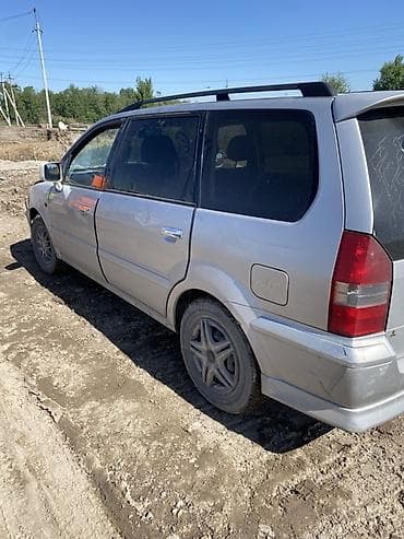 бизнес машина: Mitsubishi Chariot: 2000 г., 2.4 л, Автомат, Бензин, Минивэн — 1