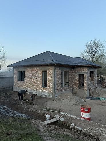 сдается готевой дом в бишкеке: Чон-далы айылы жакта уй сатылат,140 кв м Озубуз учун — 1