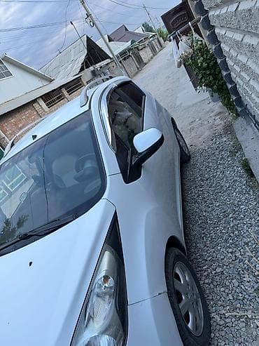 шваралет авио: Chevrolet Spark: 2012 г., 1 л, Автомат, Бензин, Хэтчбэк — 4