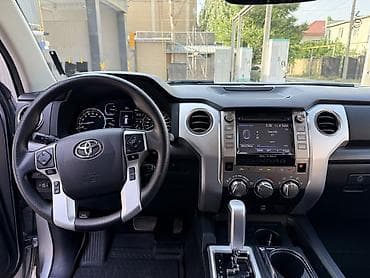 bridgeston: Toyota Тундра: 2019 г., 4.6 л, Автомат, Бензин, Пикап — 8