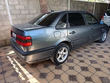 Продажа авто: Volkswagen Passat: 1994 г., 0.2 л, Механика, Бензин, Седан — 4